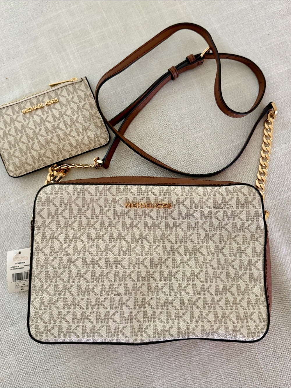 Michael Kors Jet Set Crossbody Bag in Vanilla/Acorn w/ Card Case NWT